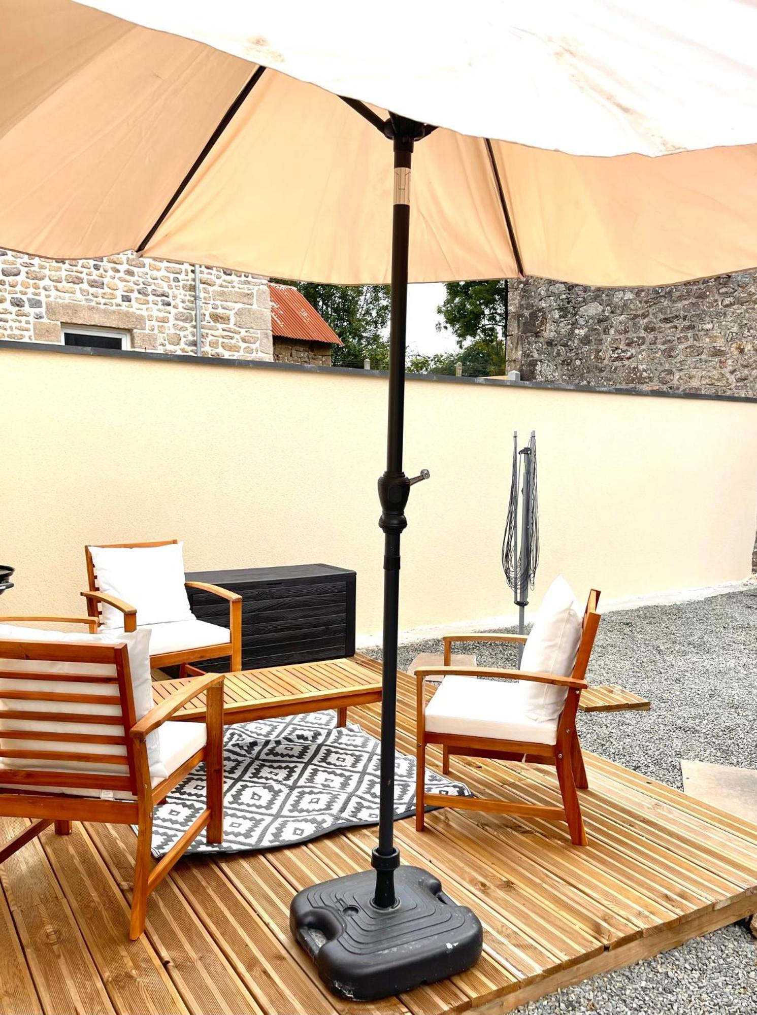 Le Petit Fleur - The Little Flower, Cosy Cottage Saint-Michel-de-Montjoie Eksteriør bilde